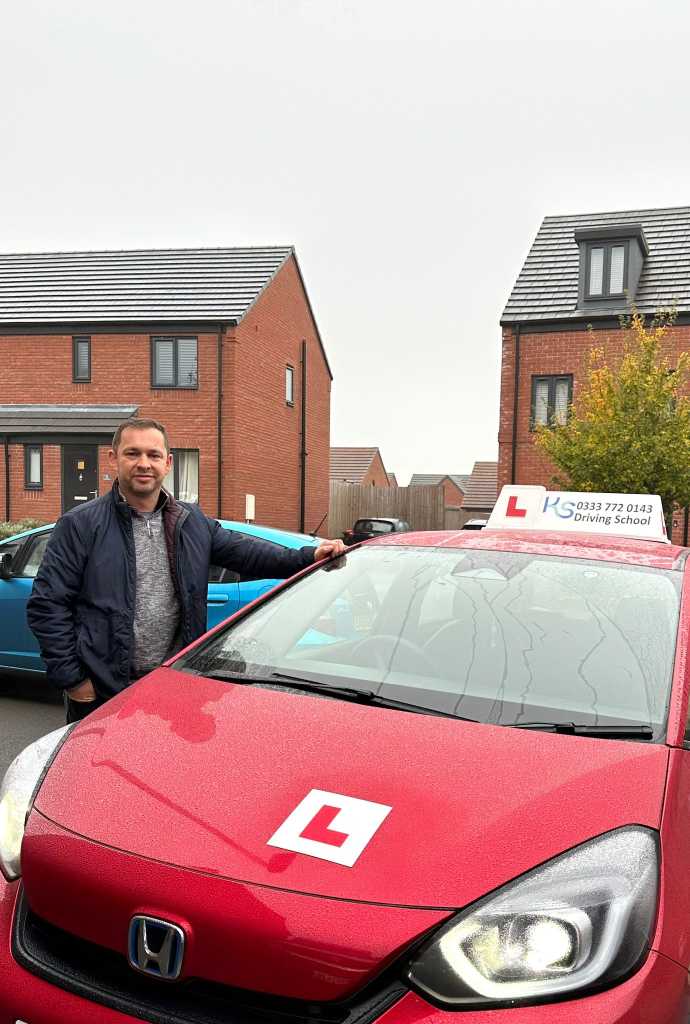 Automatic Driving Instructor in Telford